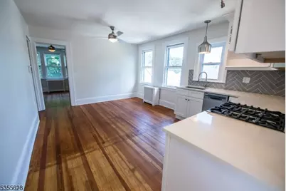 30 Boyden Pkwy Unit #3, Maplewood, NJ 07040 - Photo 5