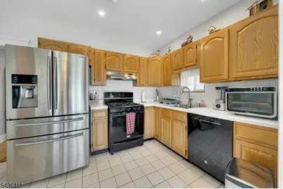 230 Sherman Ave, Roselle Park, NJ 07204 - Photo 13