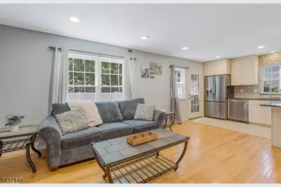 34 Topaz Dr, Franklin Township, NJ 08823 - Photo 13