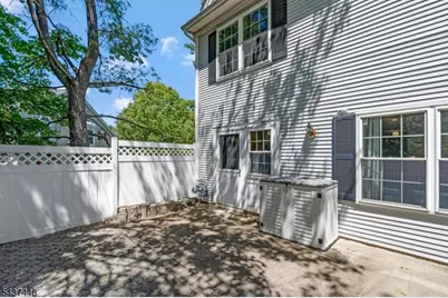 34 Topaz Dr, Franklin Township, NJ 08823 - Photo 31