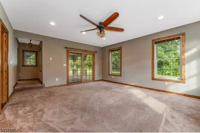 10 Tamarack Rd, Mount Olive, NJ 07828 - Photo 19