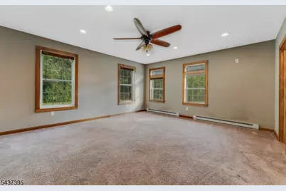 10 Tamarack Rd, Mount Olive, NJ 07828 - Photo 17