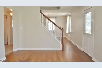 35 Troy Rd, East Hanover Township, NJ 07936 - Photo 3