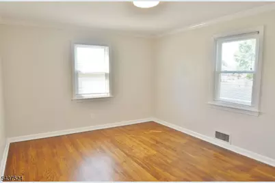 35 Troy Rd, East Hanover Township, NJ 07936 - Photo 13
