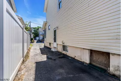 37 Fairway Ave, Belleville, NJ 07109 - Photo 35