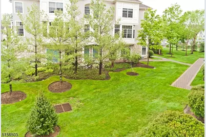 210 Edmonton Ct, Livingston, NJ 07039 - Photo 35