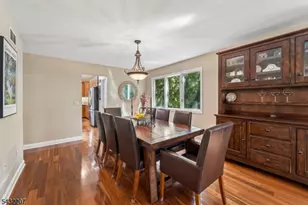 32 Meadowview Ln, Berkeley Heights Township, NJ 07922 - Photo 3