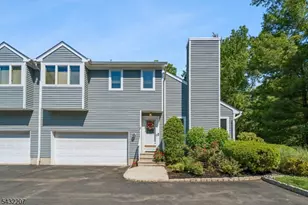 32 Meadowview Ln, Berkeley Heights Township, NJ 07922 - Photo 1