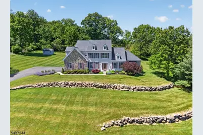 27 Kalan Farm Rd, Bethlehem Township, NJ 08827 - Photo 3