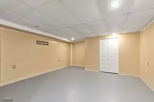 512 Township Line Rd, Hillsborough Township, NJ 08844 - Photo 19