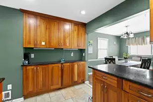 914 Inwood Pl, Rahway, NJ 07065 - Photo 9