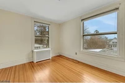 16 N Mountain Ave, Montclair, NJ 07042 - Photo 25