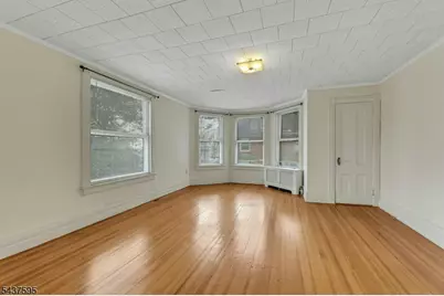 16 N Mountain Ave, Montclair, NJ 07042 - Photo 17