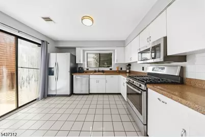 7 Flintlock Ter, Rockaway Township, NJ 07866 - Photo 15