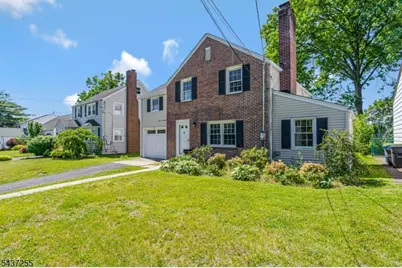 28 E Young St, Somerville, NJ 08876 - Photo 23