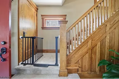 374 Diamond Bridge Ave, Hawthorne, NJ 07506 - Photo 5