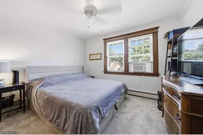 374 Diamond Bridge Ave, Hawthorne, NJ 07506 - Photo 19