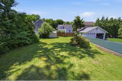 374 Diamond Bridge Ave, Hawthorne, NJ 07506 - Photo 23