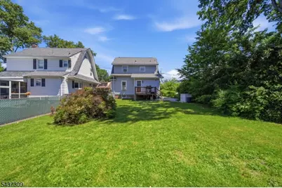 374 Diamond Bridge Ave, Hawthorne, NJ 07506 - Photo 25