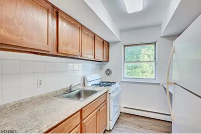 55 Gill Ln, Woodbridge Township, NJ 08830 - Photo 13