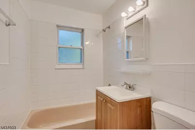 55 Gill Ln, Woodbridge Township, NJ 08830 - Photo 21