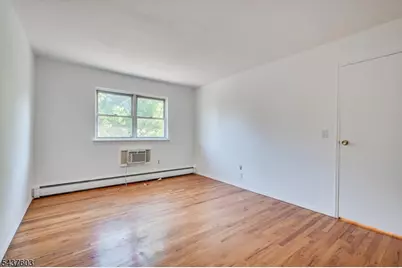55 Gill Ln, Woodbridge Township, NJ 08830 - Photo 19