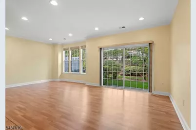 260 Riverwalk Way, Clifton, NJ 07014 - Photo 5