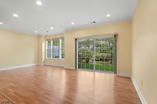 260 Riverwalk Way, Clifton, NJ 07014 - Photo 5