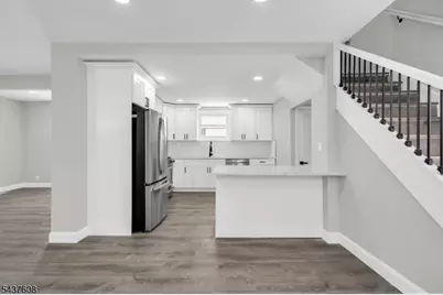 956 Adams Ave, Elizabeth, NJ 07201 - Photo 5