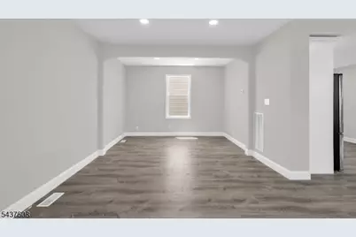 956 Adams Ave, Elizabeth, NJ 07201 - Photo 3