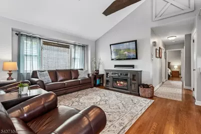 30 Manville Blvd, Bridgewater, NJ 08807 - Photo 9