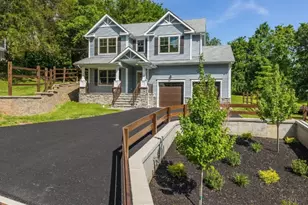 8 Church St, Stockton, NJ 08559 - Photo 1