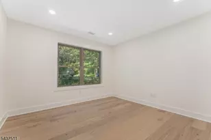 8 Church St, Stockton, NJ 08559 - Photo 31