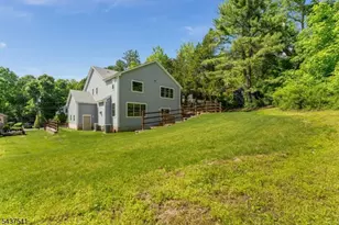 8 Church St, Stockton, NJ 08559 - Photo 15