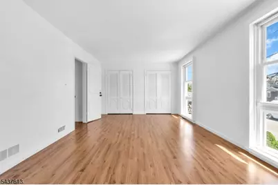 23 Colonial Dr, Bayonne, NJ 07002 - Photo 21