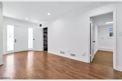 23 Colonial Dr, Bayonne, NJ 07002 - Photo 33