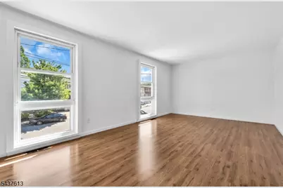 23 Colonial Dr, Bayonne, NJ 07002 - Photo 19