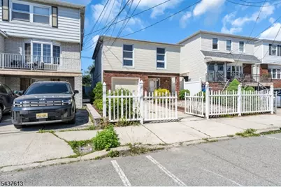 23 Colonial Dr, Bayonne, NJ 07002 - Photo 3