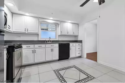 23 Colonial Dr, Bayonne, NJ 07002 - Photo 9
