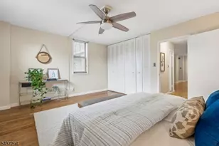 530 Valley Road C00, Montclair, NJ 07043 - Photo 11