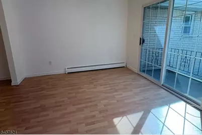 470 Valley Rd #3, Montclair, NJ 07043 - Photo 9