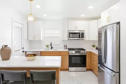 135 Kenzel Ave, Nutley, NJ 07110 - Photo 7
