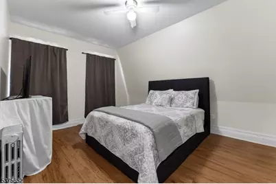 41 Coit St, Irvington, NJ 07111 - Photo 15