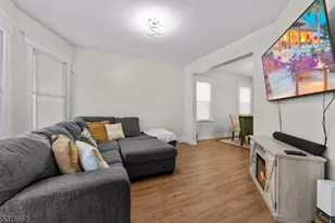 41 Coit St, Irvington, NJ 07111 - Photo 3