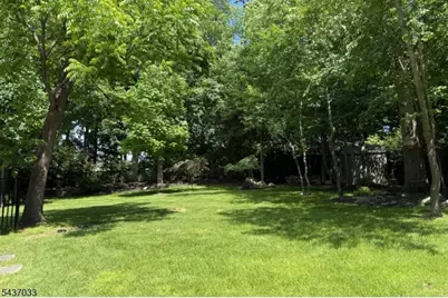 18 Dehart Ct, Wayne, NJ 07470 - Photo 43
