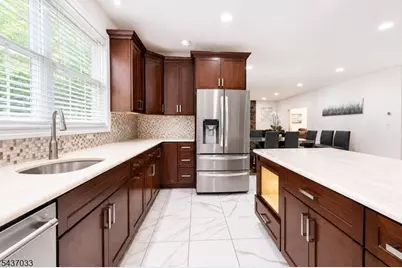 18 Dehart Ct, Wayne, NJ 07470 - Photo 17