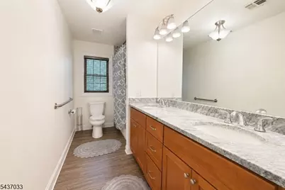 18 Dehart Ct, Wayne, NJ 07470 - Photo 31