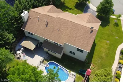 18 Dehart Ct, Wayne, NJ 07470 - Photo 45