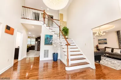 18 Dehart Ct, Wayne, NJ 07470 - Photo 3