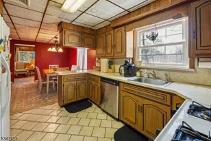 26 Wardell Rd, Livingston, NJ 07039 - Photo 5